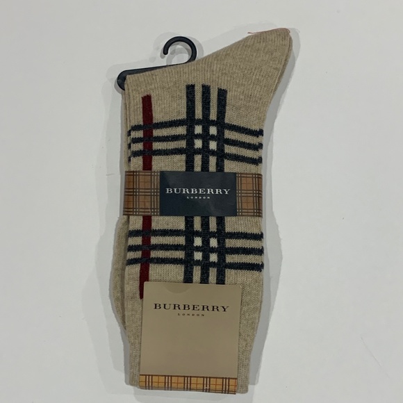 NWT Men’s Burberry Classic Print Luxury Wool socks - Picture 3 of 4